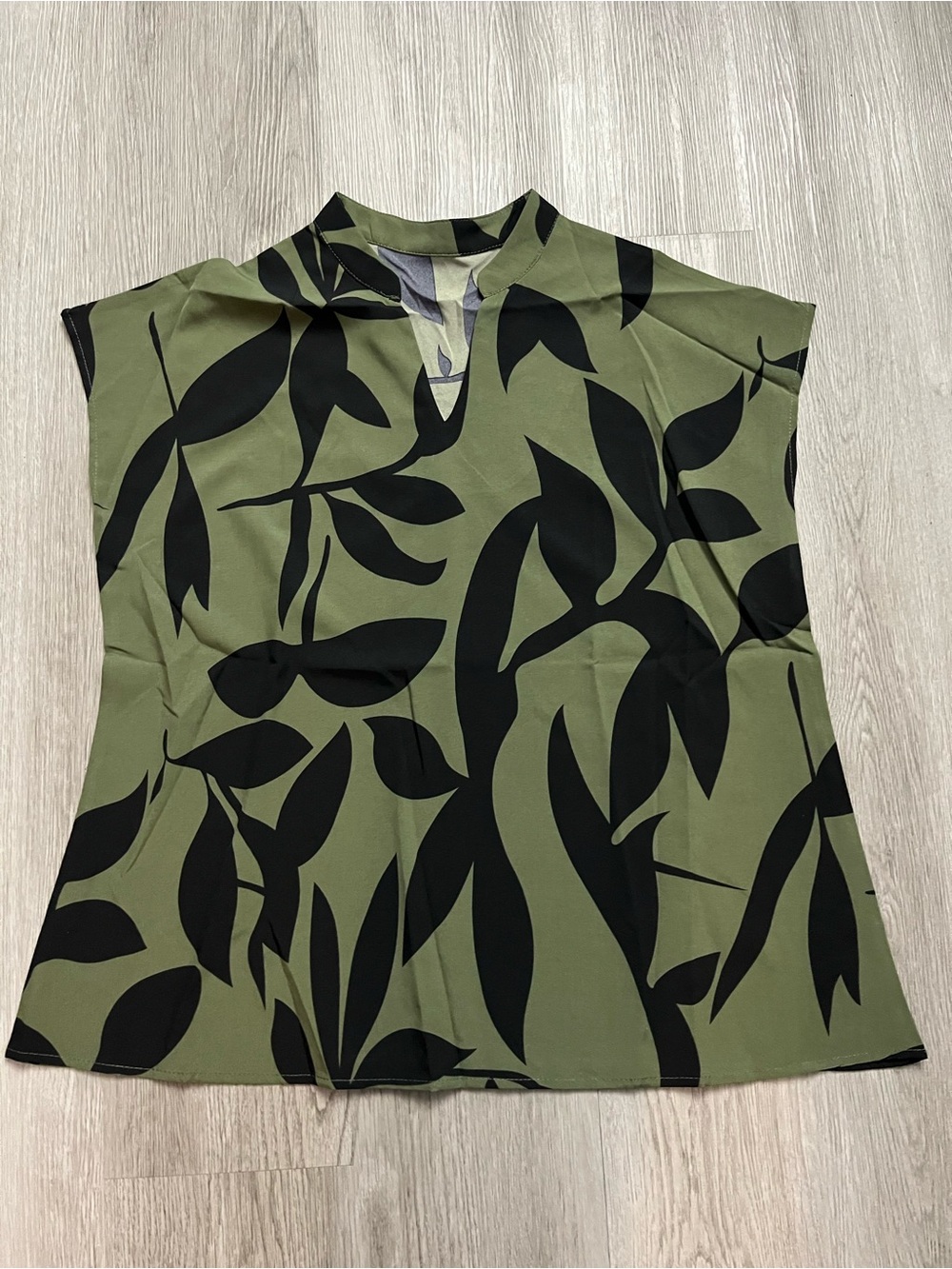356–Olive Green Leaf Print Cap Sleeve Top